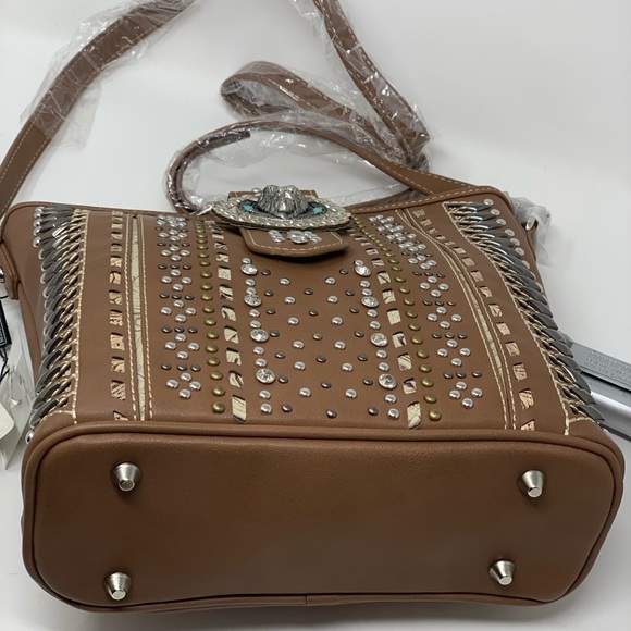 Montana west conceal handgun crossbody bag brown - Picture 6 of 8